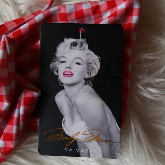 Marilyn Monroe Checkered Bikini Top Size Medium - Picture 3 of 6